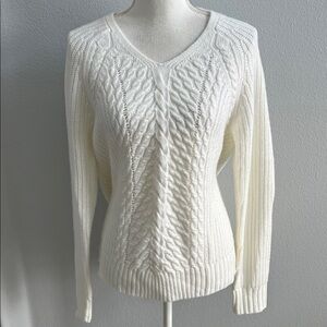 Isaac Mizrahi V-Neck Cable Knit Sweater